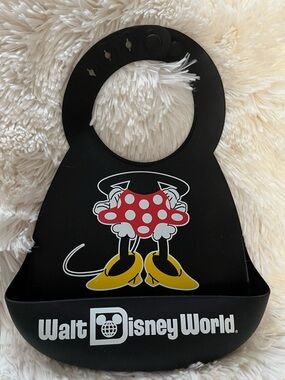 Disney World Minnie Mouse silicone baby bib